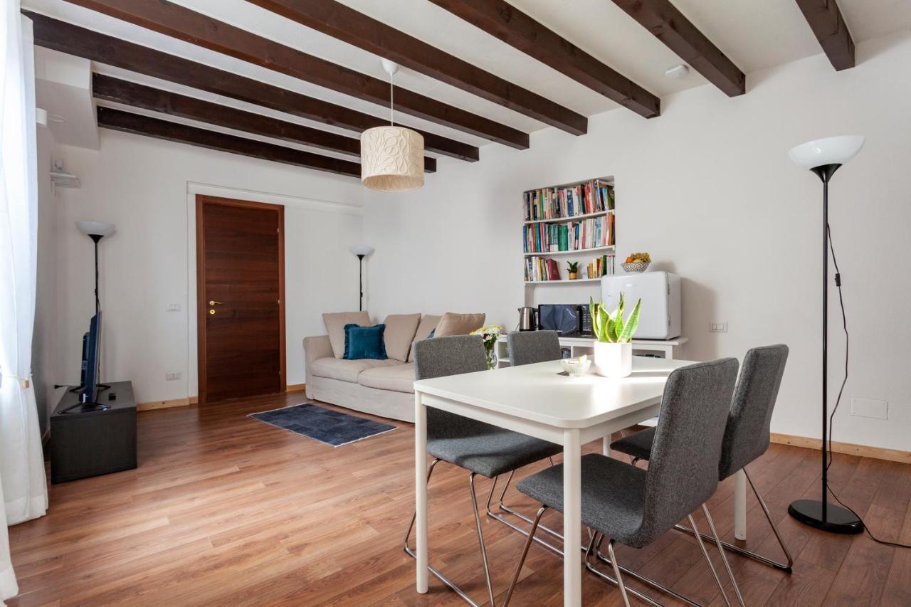 A Central Quiet Place In Verbania Exterior photo
